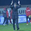 Stoican face minuni cu Dinamo, deși cîștigă numai 3.000 de euro lunar