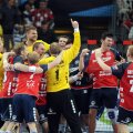 Handbaliştii de la Flensurg celebrează victoria senzaţională în faţa Barcei // Foto: MediafaxFoto