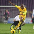 Madson are o înălţime de 1,77 metri, cu 4 centimetri mai puţin decît măsoară Pintilii