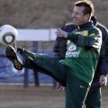 Dunga ar putea juca şi acum în locul lui Luiz Gustavo // Foto: Reuters