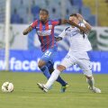 Breeveld a blocat perfect atacurile gorjenilor, cîștigînd categoric duelurile cu foștii săi colegi