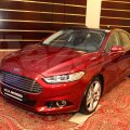 Noul Ford Mondeo, în versiunea de culoare "Red Ruby"