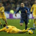 Franck Ribery vrea să plonjeze în afara "naţionalei", dar Platini nu-l lasă! // Foto: Guliver/GettyImages