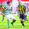 Ponde (în tricoul în dungi al lui Sporting) a jucat 29 de meciuri la
