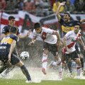 Derby River - Boca pe Monumental într-o noapte cu ploaie torenţială la Buenos Aires: 1-1 pe 5 octombrie 2014 // Foto: Reuters
