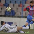 Tănase și-a serbat ziua de naștere cu golul de 1-0 și o prestație foarte bună // Foto: Raed Krishan