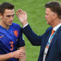 Van Gaal și De Vrij, în vara trecută, cînd visau s-ajungă cît mai sus la CM cu Portocala Mecanică
