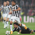 Tevez e o rachetă pe contraatac, pierzîndu-l pe drum pe Marcelo în cursa spre careu şi penalty // Foto: Guliver/GettyImages