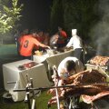 DEZMĂŢ.
După un an în care au
ținut strict la meniu,
steliștii s-au distrat
pe cinste și-au
mîncat din toate
preparatele gătite
special pentru ei