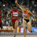 Dafne Schippers trece prima linia de sosire
la 200 de metri