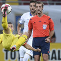 Foarfeca lui Torje, încercată de la 30 de metri, l-a uimit pînă şi pe arbitrul bielorus Kulbakov