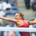 Simona Halep primește 6.175 de dolari pentru atingerea "sferturilor" la Guangzhou // Foto: Reuters