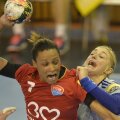 Allison Pineau își va întîlni compatrioatele // Foto: Alex Nicodim