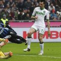 Căpitanul Icardi a ratat incredibil, singur cu Consigli, în debutul unui meci spectaculos, cu 36 de șuturi la poartă // Foto: Reuters