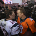 Peyton Manning (numărul 18, 39 de ani) poate să se retragă după un nou titlu în NFL // Foto: Mediafax