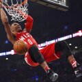 Slam dunk spectaculos reușit de MVP-ul Russell Westbrook // Foto: Reuters