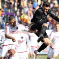 Rusescu (în negru) a fost cel mai bun jucător din Turcia în februarie
