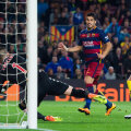 Suarez (blaugrana) deschide seria celor 4 goluri cu Gijon // FOTO Guliver/GettyImages
