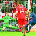 Griezmann, dreapta, pecetluiește calificarea lui Atletico // FOTO Guliver/ GettyImages