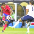 Johan Venegas a șutat perfect spre poarta lui Zapata // FOTO: Guliver/GettyImages