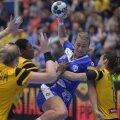 Isabelle Gullden, golgeterul Ligii Campionilor în sezonul trecut, e principala marcatoare și acum pentru CSM, cu 16 reușite