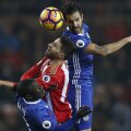 Fabregas e deasupra tuturor. Irezistibil! // Foto: Reuters