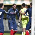 Netzer a fost adus în România de Dudu Dahan, impresarul care i-a mai transferat pe Nikolici la Steaua și pe Djakaridja Kone și Elhamed la Dinamo