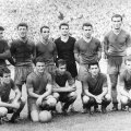 Rapid în 1964: C. Lupescu, Motroc, Macri, Urziceanu, N. Georgescu, Coe (rândul de sus); Codreanu, Ionescu, Oblemenco, C. Dinu "Buric", Kraus (rândul de jos)