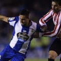 Andone (stânga) ar fi al 3-lea român la Fiorentina, unde mai joacă Tătărușanu și Ianis Hagi // FOTO AFP