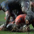 SACRIFICIU MAXIM. Totul pentru victorie în Anglo-Welsh Cup și o imagine superbă în meciul Newport Gwent Dragons - Newcastle Falcons (foto: Guliver/GettyImages)
