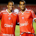 Rivaldinho (1,86 m înălțime) joacă atacant central, va intra în competiție cu Nemec și cu Daniel Popa