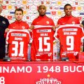 Ando și Mutu i-au prezentat pe Bumba, pe Dielna și pe Rivaldinho. Dinamo mai așteaptă doi mijlocași din străinătate // FOTO fcdinamo.ro