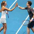 Maria Șarapova și Andy Murray au jucat împreună la dublu la prima ediție a IPTL, în 2014 // FOTO Guliver/GettyImages
