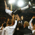 Podolski, fericire absolută la Dortmund // FOTO Reuters