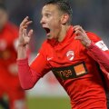 Valentin Costache (18 ani), celebrând singurul său gol reușit în Liga 1, în partida cu FC Botoșani din februarie 2016/ FOTO: Cristi Preda