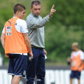 Mangia a fost selecționerul Italiei U21 și le-a antrenat, printre altele, pe Palermo și pe Ascoli. Aici, alături de Veratti
