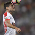Romera n-a avut concurent pe banda dreaptă în primul său sezon la Dinamo, acum va intra în luptă cu Alin Dudea (19 ani), reprofilat din mijlocaș central