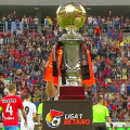 Așa arată trofeul cumpărat din comerț pe care-l va primi astăzi campioana // Captură TV Telekom Sport