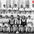 Ilie Balaci, al treilea din stânga, rândul de sus, și Florin Răducioiu, primul din stânga, rândul de jos FOTO: Facebook @Dinamo
