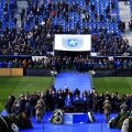 Stadionul "Ion Oblemenco" a devenit în ultimele zile un loc de pelerinaj al durerii // FOTO: Raed Krishan