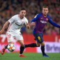 Sarabia în duel cu Arthur FOTO: Guliver/GettyImages