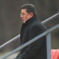 Ca și amicul Pașcu, Cornel Dinu e un personaj cu legături solide în zona serviciilor secrete