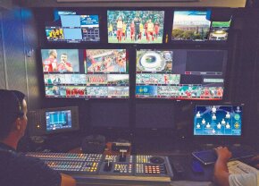 FCSB - Sporting // 16 camere și 4 comentatori » Transmisiune TV la cel mai înalt nivel, cu reluări din 4 unghiuri