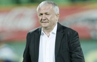 Porumboiu: "Nici un club nu-şi va permite să taie salariile jucătorilor valoroşi"