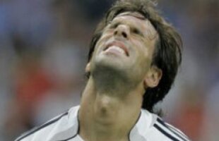 Van Nistelrooy: "Regret că nu am cîştigat Champions League cu Real Madrid"