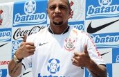 Roberto Carlos se simte blocat de arbitri