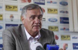 Chivorchian: "Rapid must pay, they are responsible for the registration!"