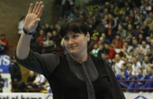 Huţu e mămică: "Sînt foarte fericită!"