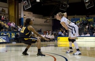 Gabriela Mărginean e prima româncă draftată din campionatul universitar în WNBA! » As de 3 puncte