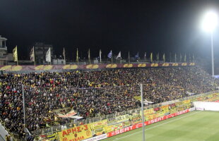 Atmosfera incredibilă făcută de fanii lui Aris la meciul cu Manchester City!